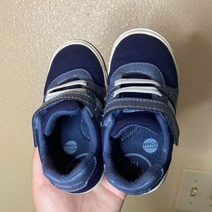 Stride Rite 7W little boys shoes